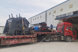 1000*700液壓對輥制砂機，1210反擊破發(fā)往四川