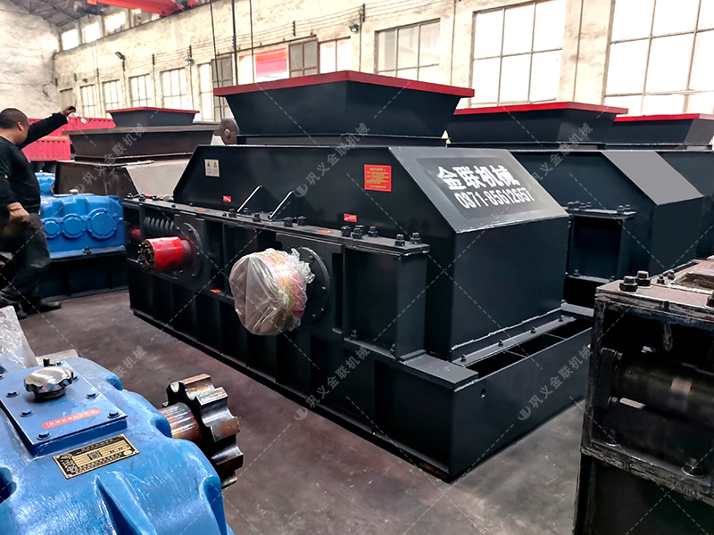 對輥制砂機優(yōu)缺點有哪些？該如何選擇？廠家為您詳細分析